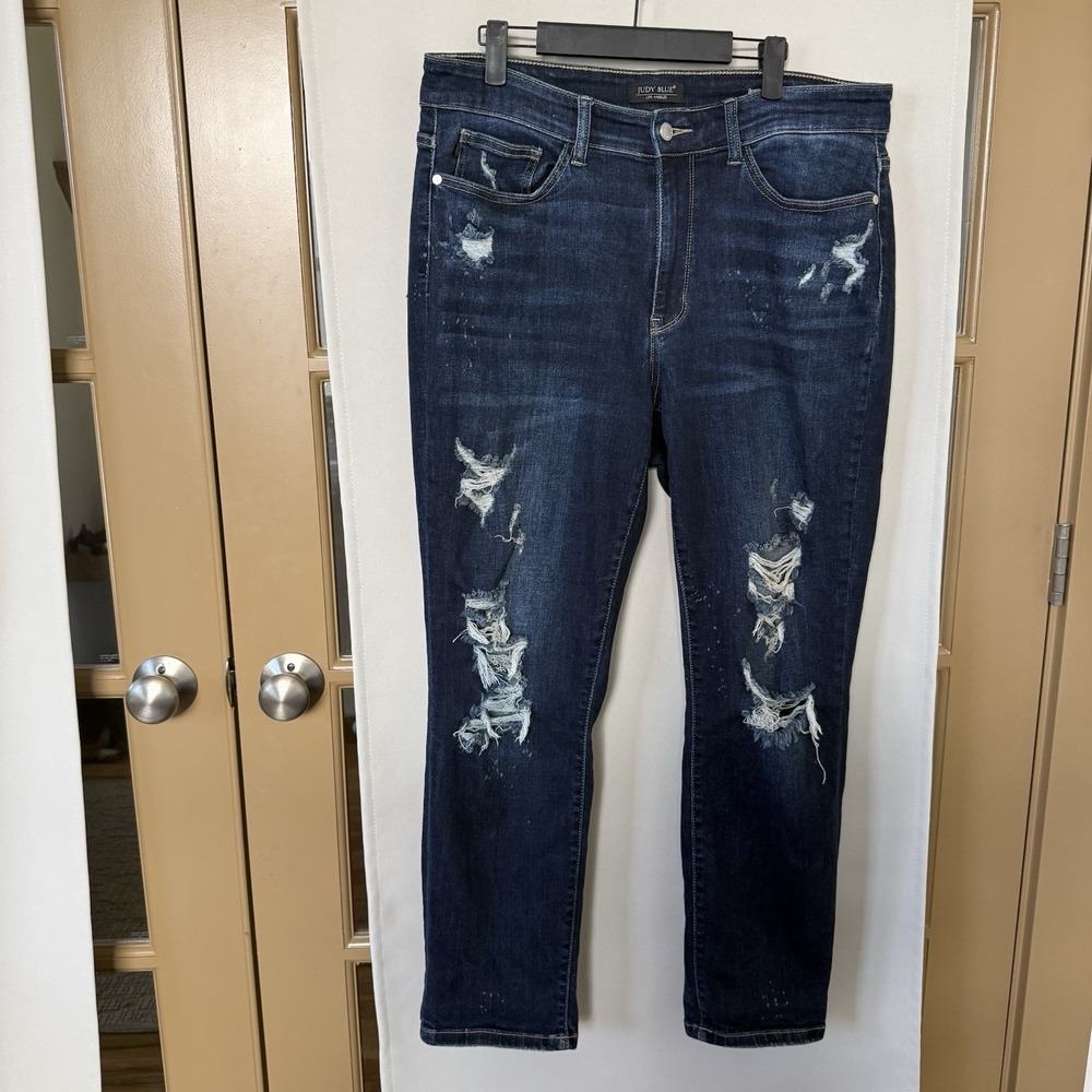 Judy Blue Womens 14W Blue High Rise Boyfeiwnd Fit Distressed Denim Jeans